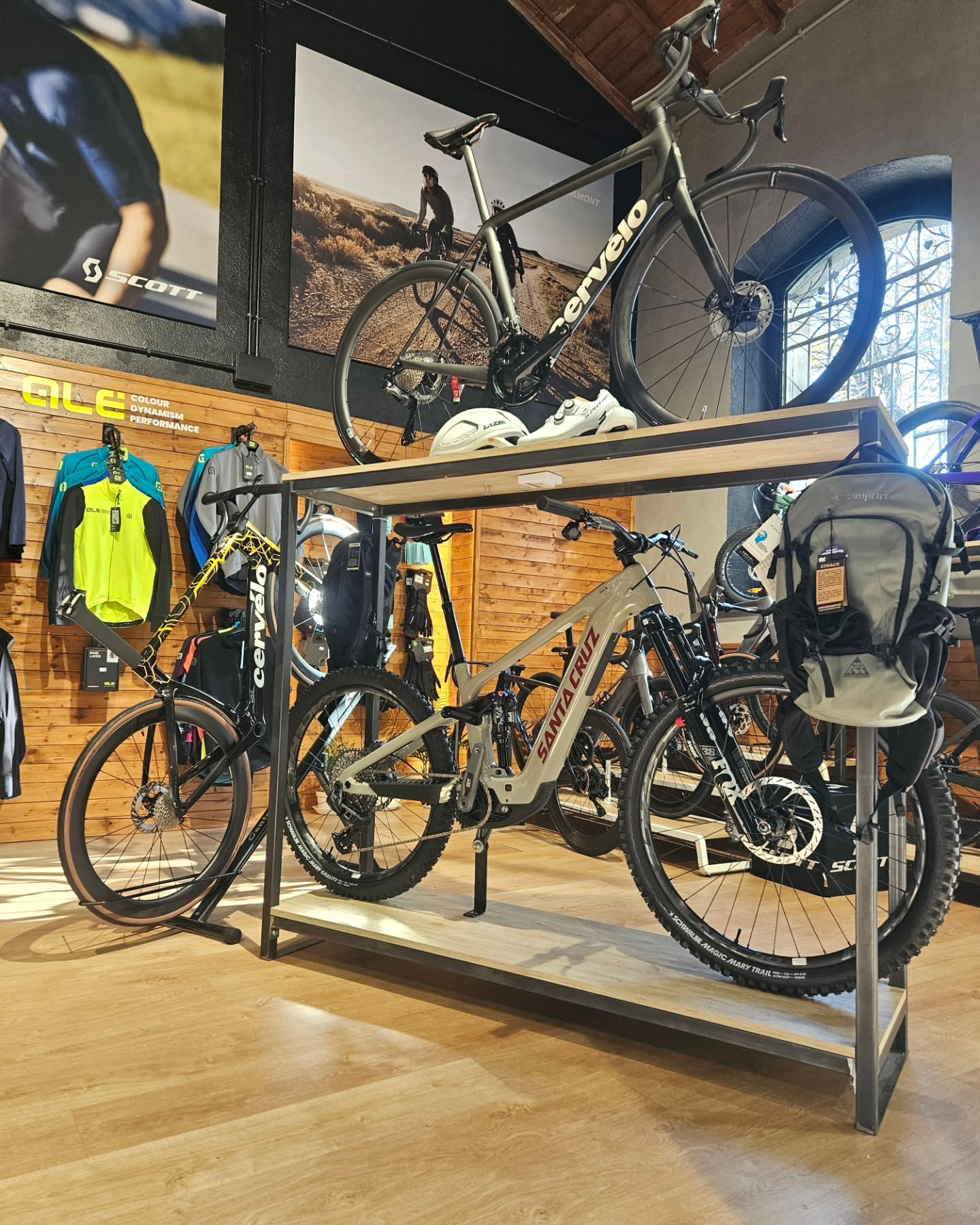 Center bike Velletri Facebook ad: @cervelo