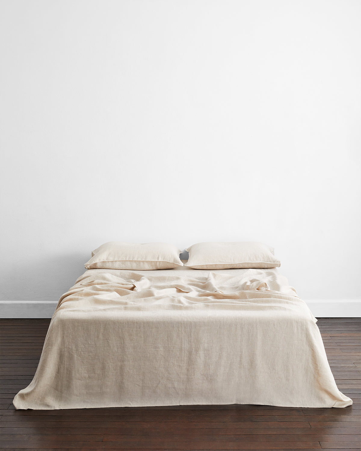 Bed Threads Facebook ad