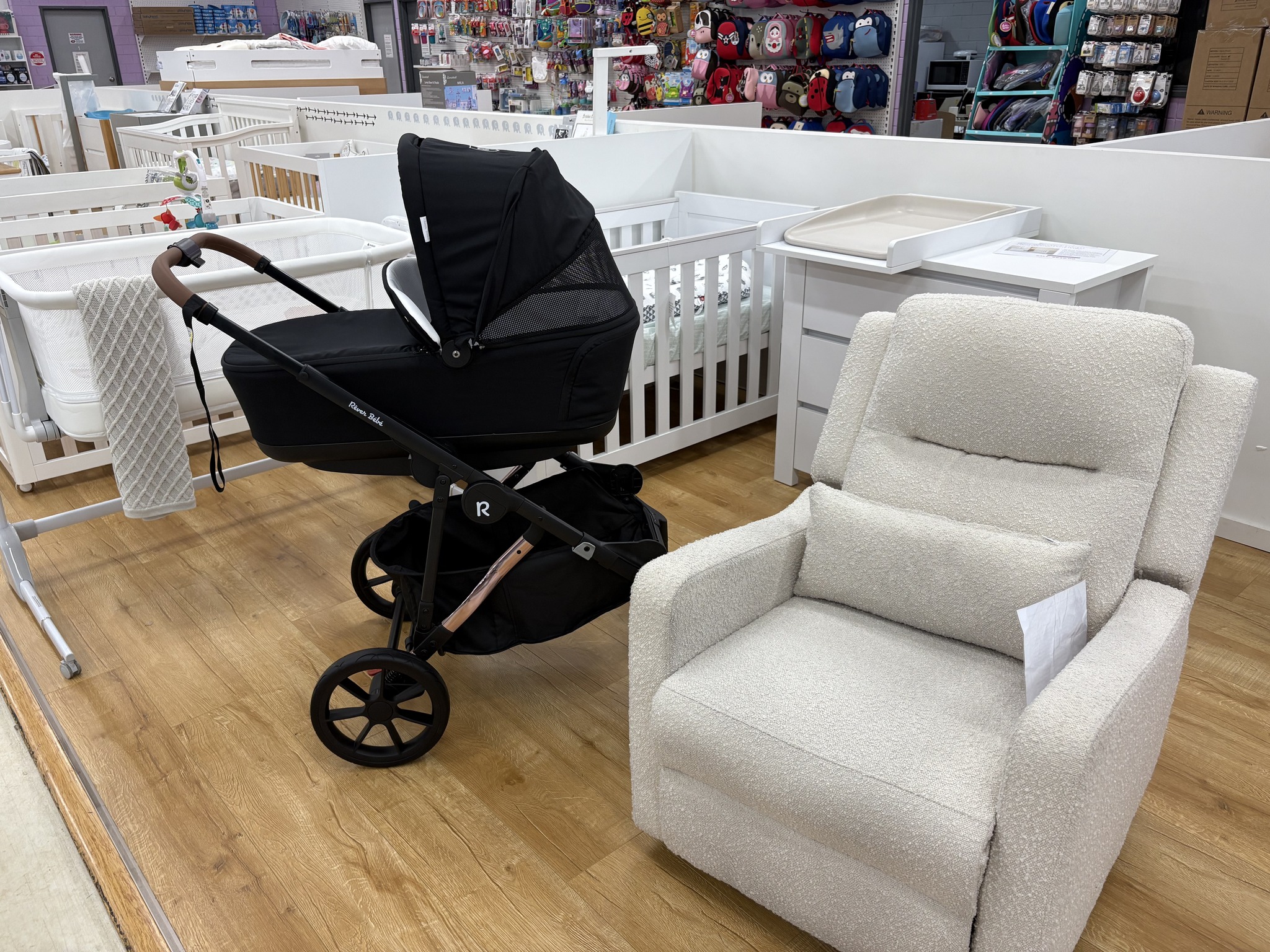 Baby-Direct Facebook ad: HUGE BABY SALE, ON NOW!
