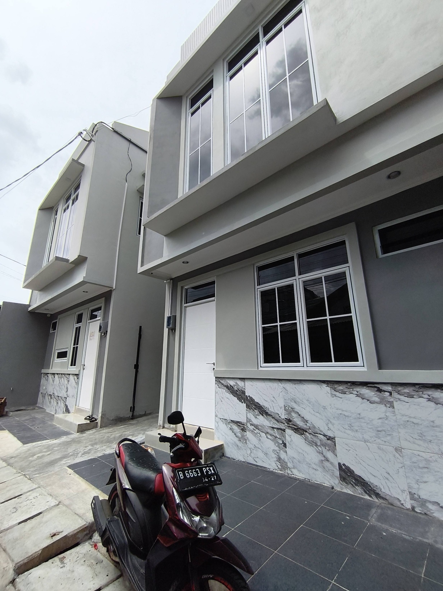 Tity property Facebook ad: Dijual!Rumah Murah Harga Rp 490jtan di Utankayu Jakarta…
