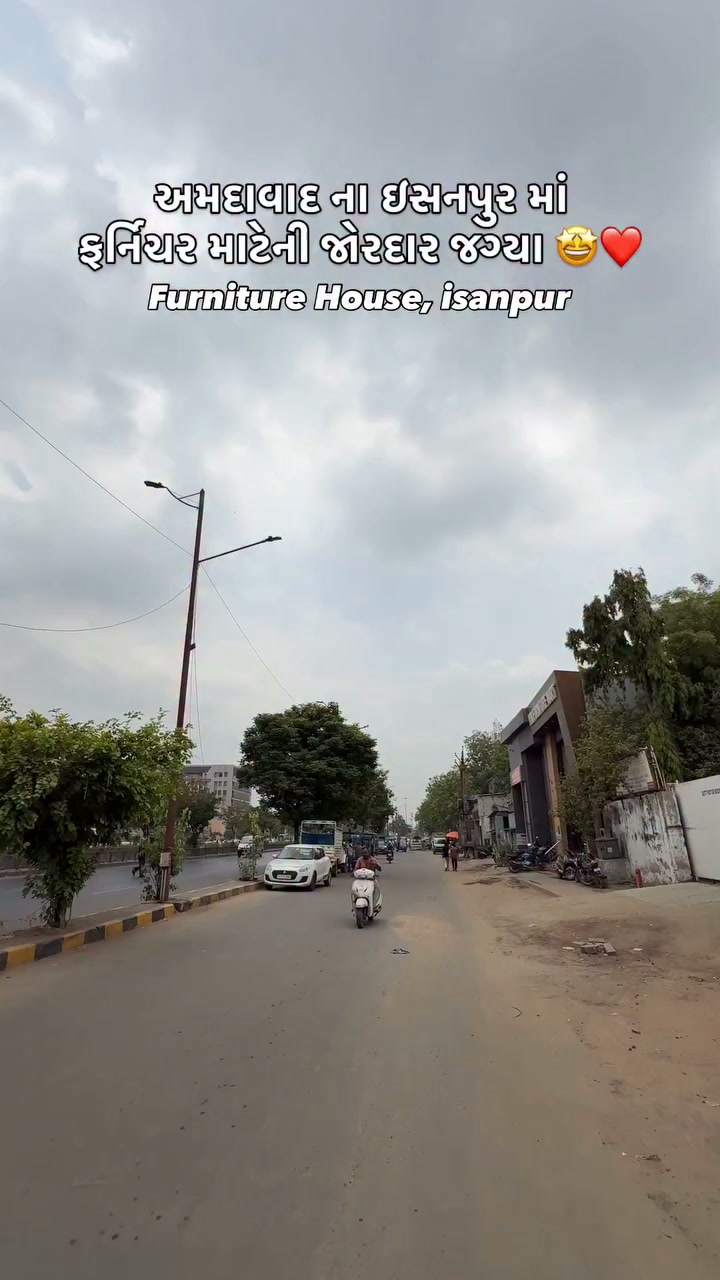 Furniture house Facebook ad: Complete Bedroom Combo + FREE Sofa for ₹30,000!