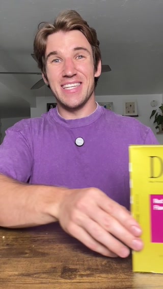 David Protein Facebook ad: 28g Protein. 150 Calories. 0g Sugar.