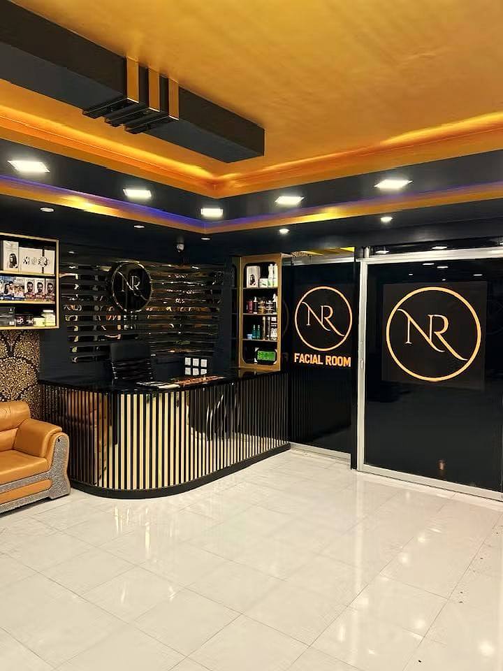 Noble Reflexion Lifestyle Salon Facebook ad: রুচিশীল পুরুষদের প্রথম পছন্দ ভালুকার সবচাইতে আধুনিক…