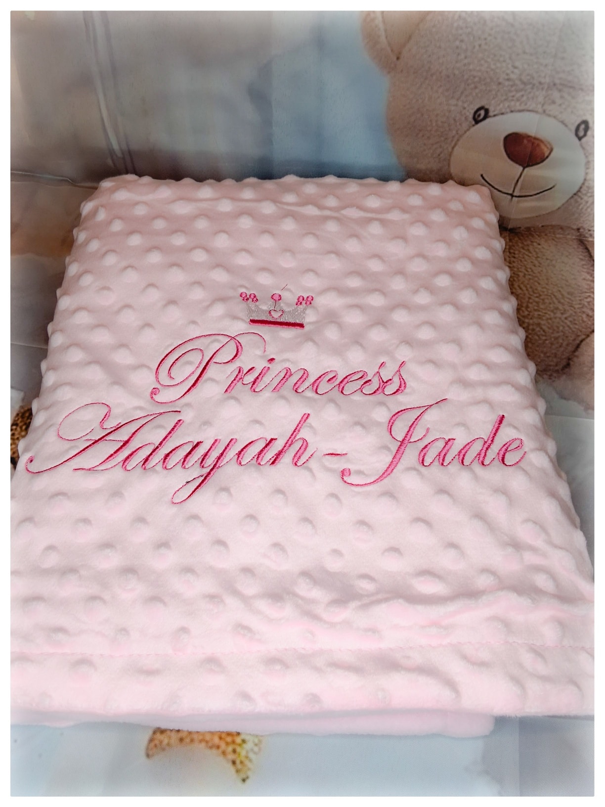 Ted's and Threads Personalised Baby Gifts Facebook ad