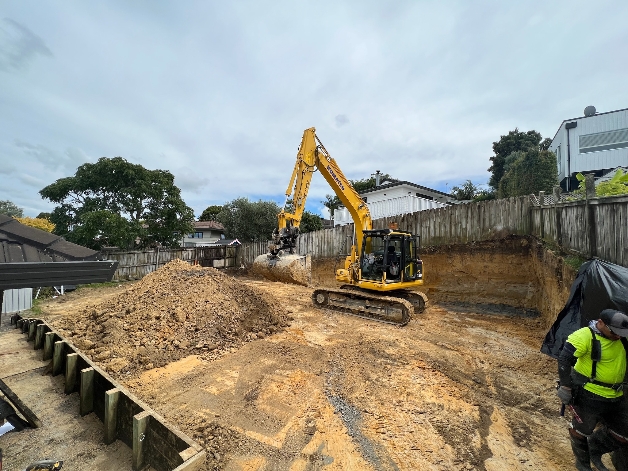 Blackstone Earthworks Facebook ad: Need reliable earthworks in Auckland?