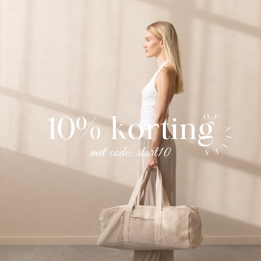 Superyoga Facebook ad: Betaalbare producten voor yoga, meditatie en pilates