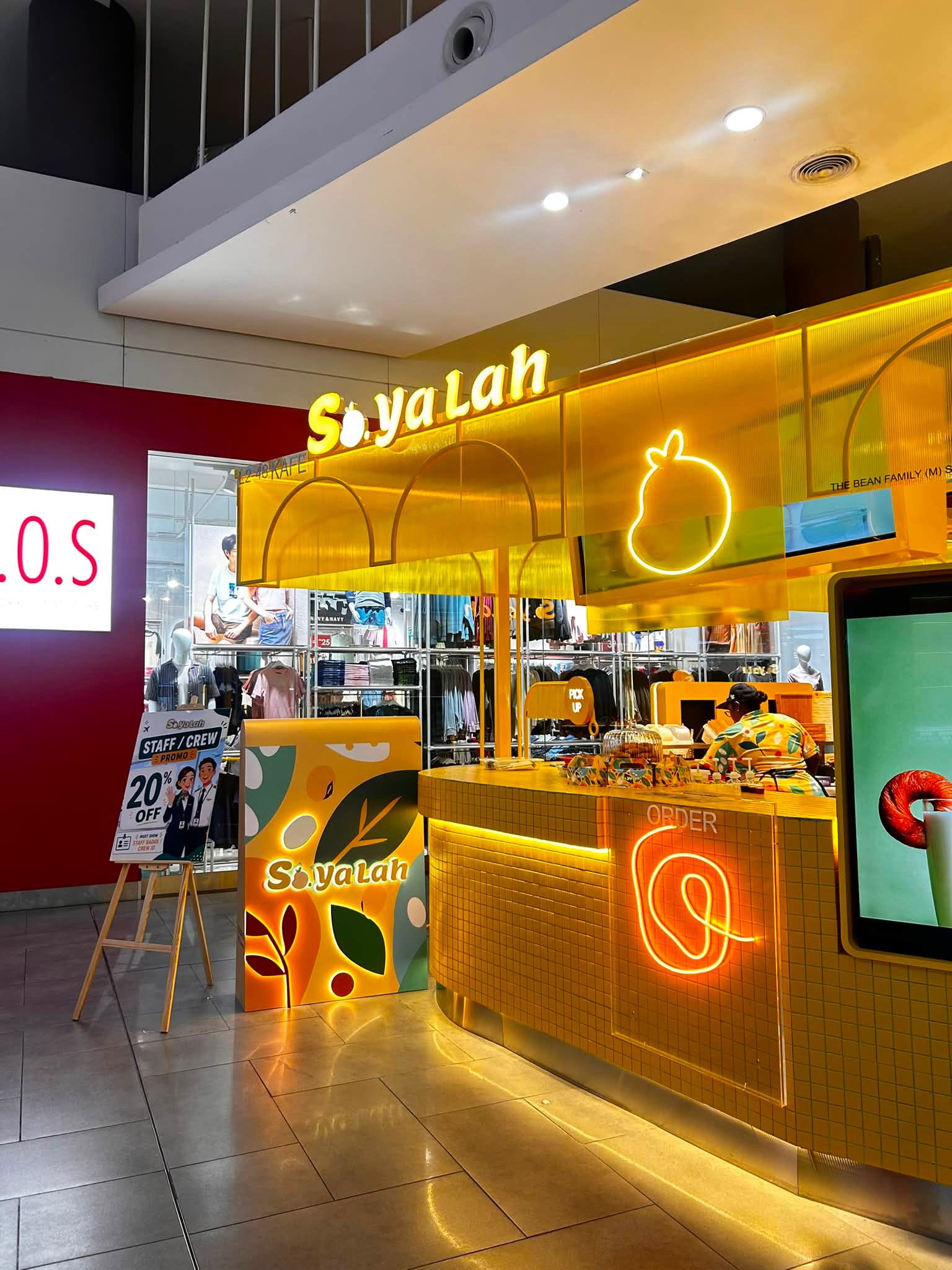 gatewayklia2 Facebook ad: Now Open at gateway@klia2!