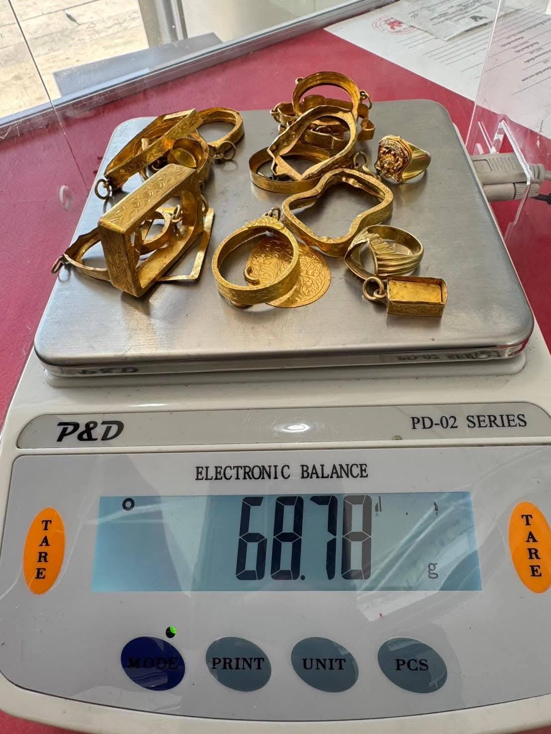 Money To Gold สาขาเมืองทองธานี รับซื้อทอง ให้ราคาสูง Facebook ad: ของตามรูปทั้งหมด เรารับซื้อทุกอย่าง ให้ราคาสูง