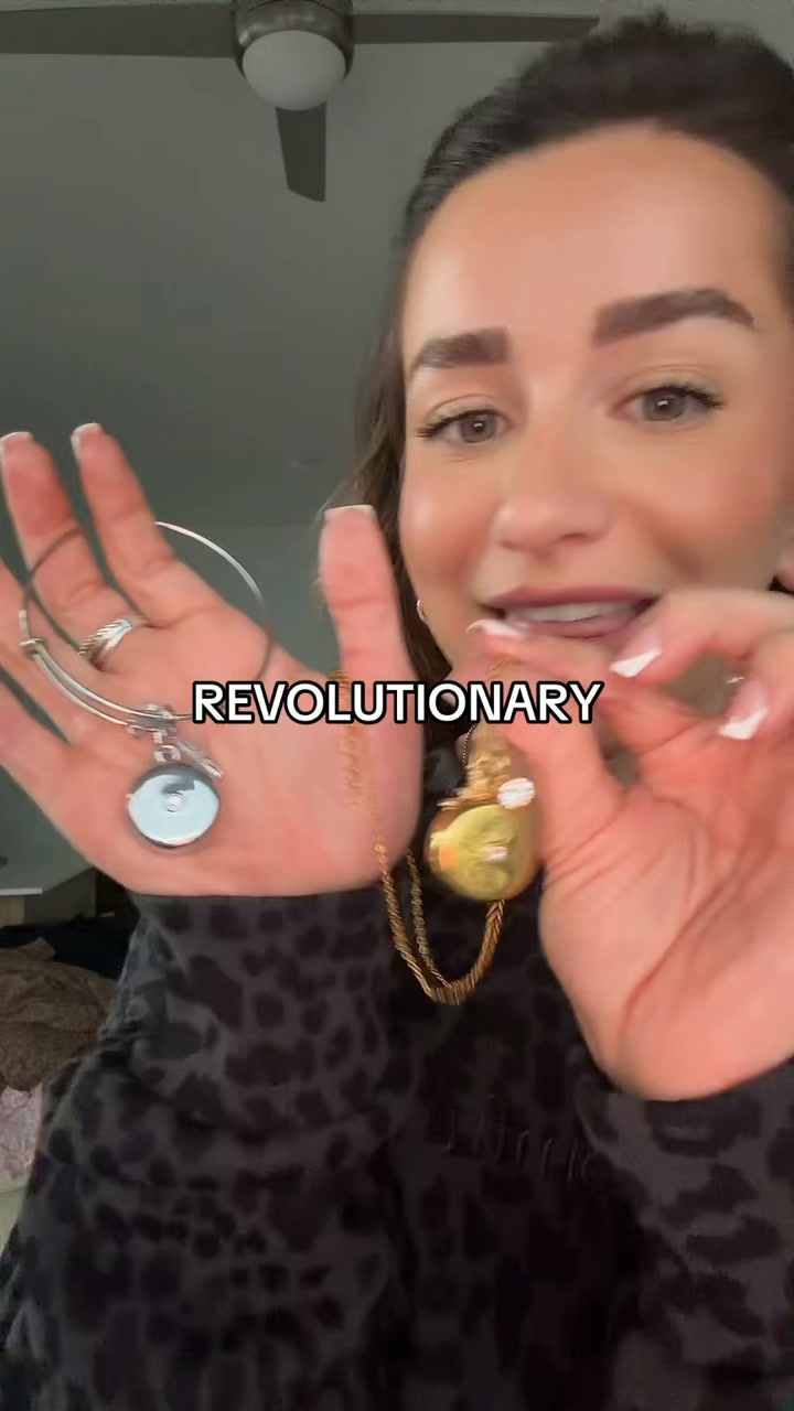 Thatserinbroadus Connected Page Facebook ad: This Jewelry Saves Lives