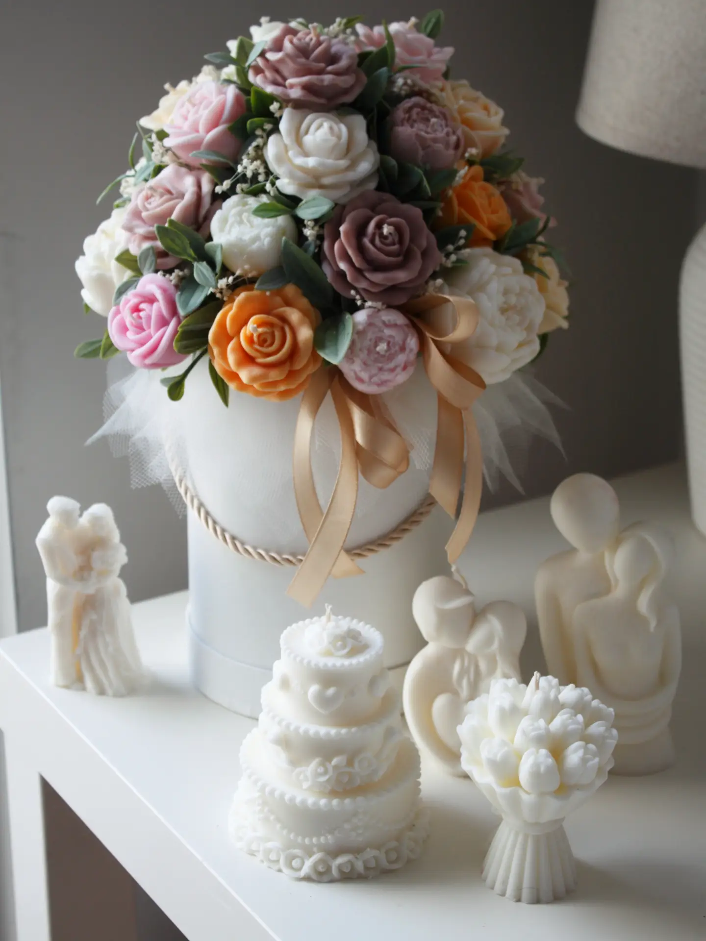 Studio Natural Candles Facebook ad: Szukasz wyjątkowego dodatku na ślub lub oryginalnego…
