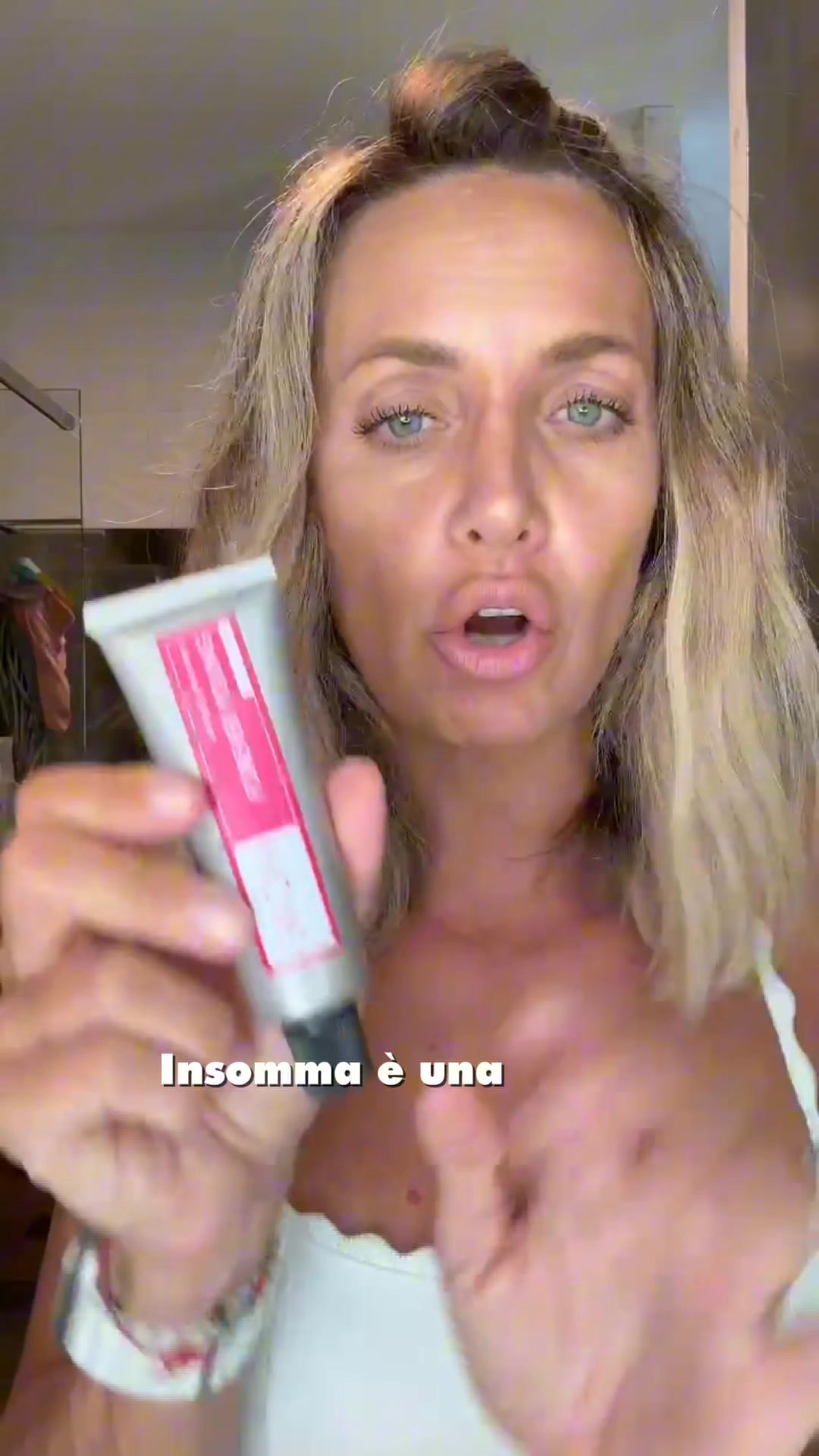 SKÖN Cosmetics Facebook ad: Scopri Forever Young