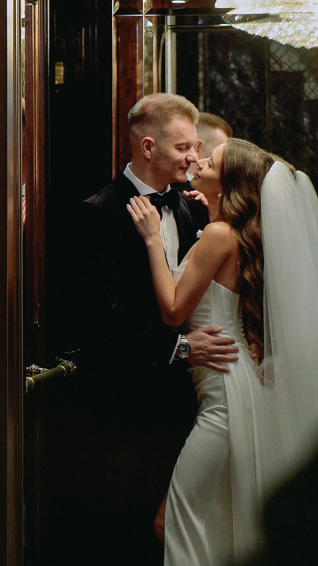 Makarov Wedding Films Facebook ad: Wedding videographer in New York.