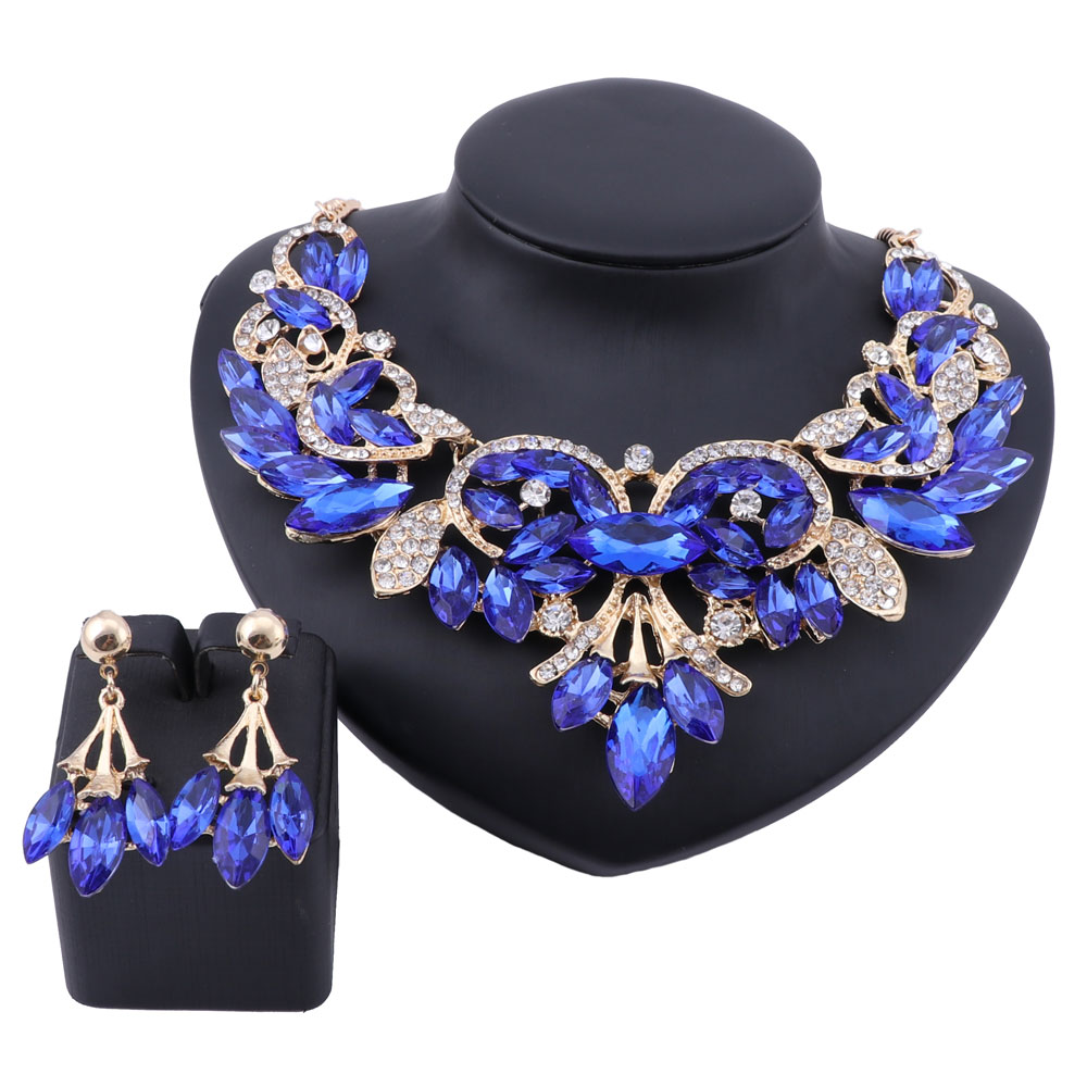 Voghion_Buy 3 Facebook ad