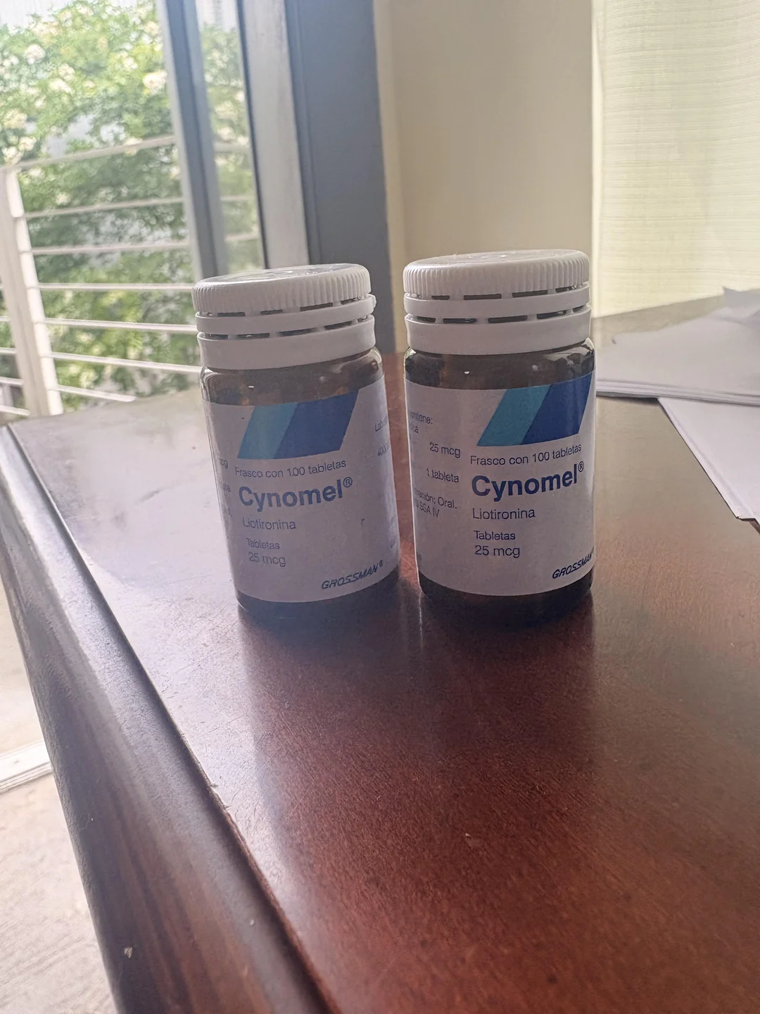 Stephanie Anderson Facebook ad: Natural Thyroid Support