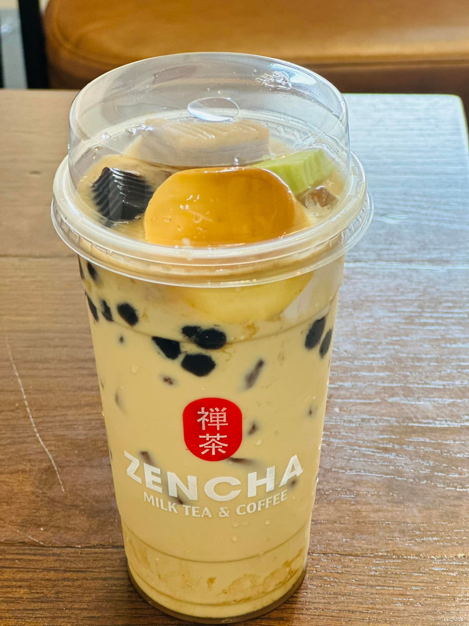 Trà sữa Zencha Facebook ad: Trà sữa như liều thuốc của trái tim…