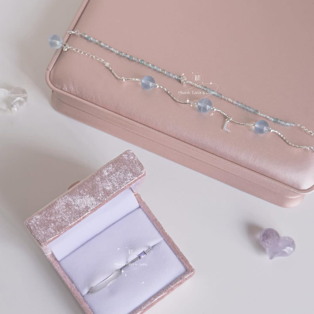 Phanh Tarot Gems  Facebook ad