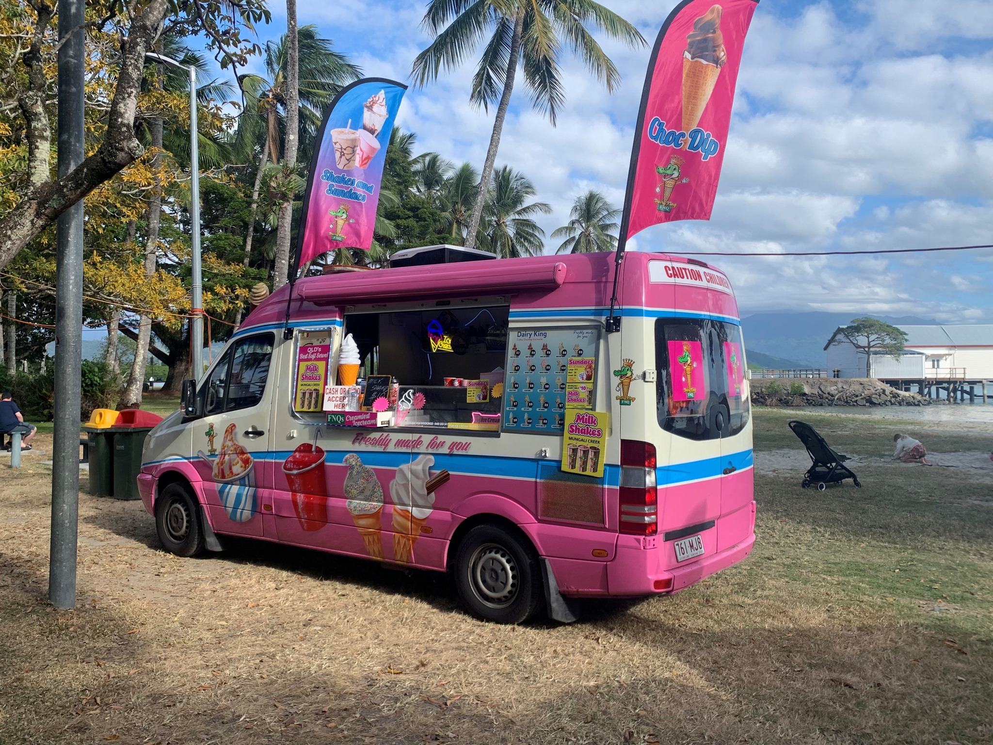 Dairy King FNQ Facebook ad: Food Vans + Amusements for Festivals | CMD Festival Catering