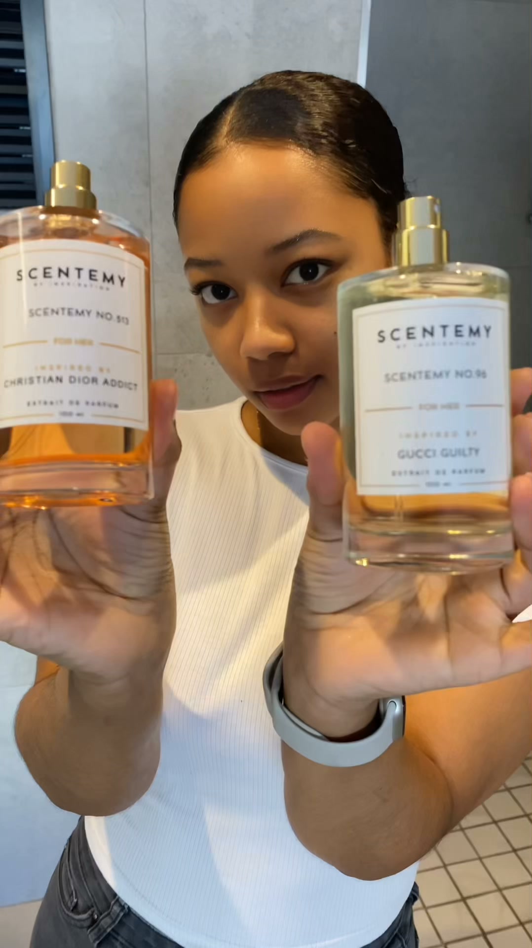 Scentemy Facebook ad: Long-Lasting Scents
