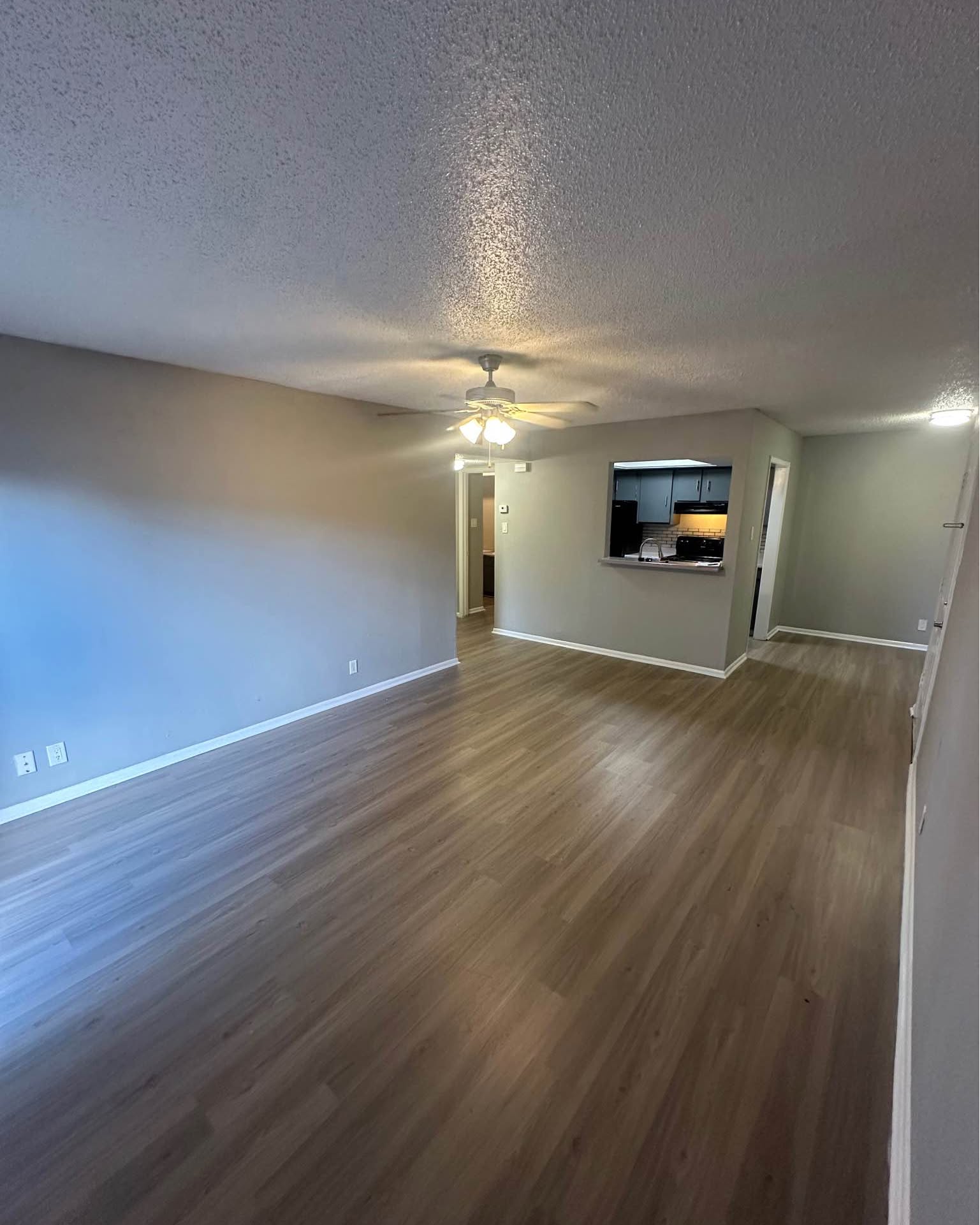 Desiree Anneyce Macias Facebook ad: 1 Bed 1 Bath - Apartment