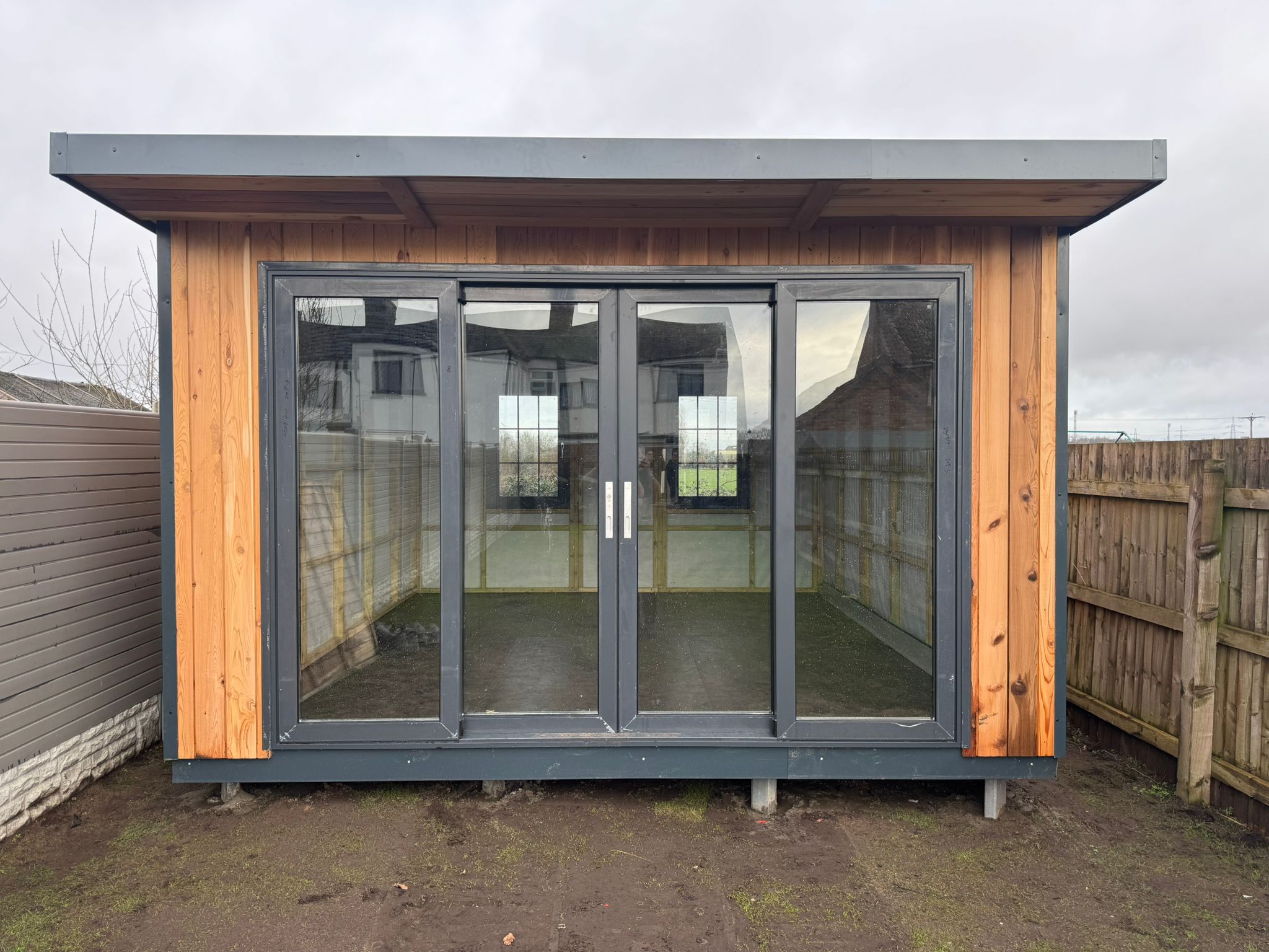 Only Sheds and Summer Houses Facebook ad