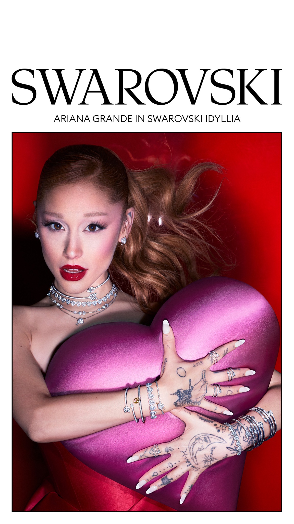 SWAROVSKI Facebook ad