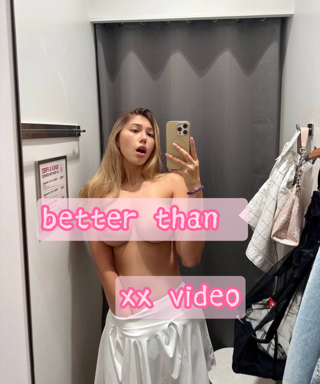 Regina Hunt33 Facebook ad: 24h online video chat