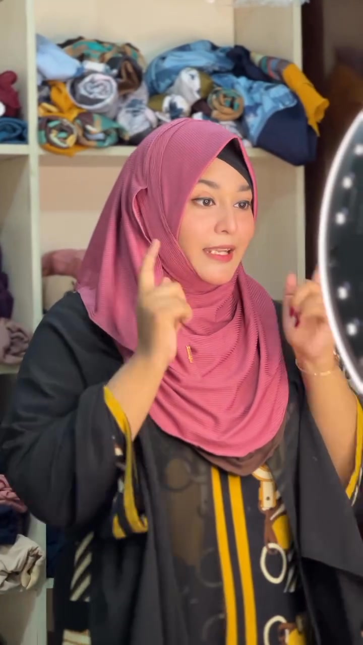 Crown hijab BD Facebook ad: Shop address