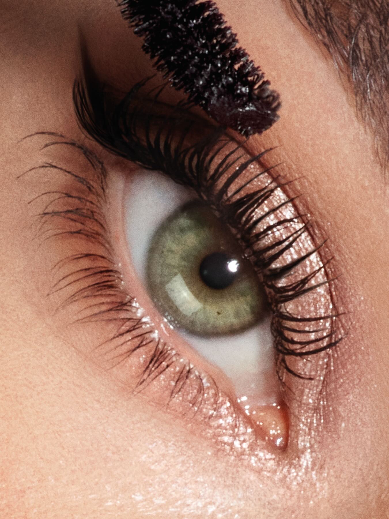 Charlotte Tilbury Facebook ad