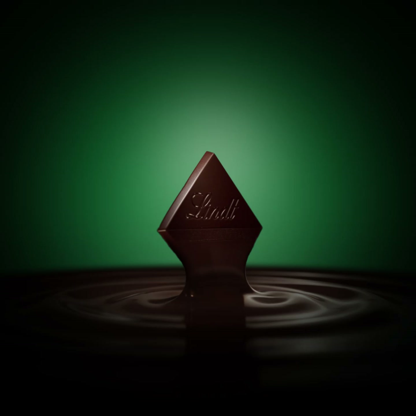 Lindt Facebook ad: Discover Lindt EXCELLENCE