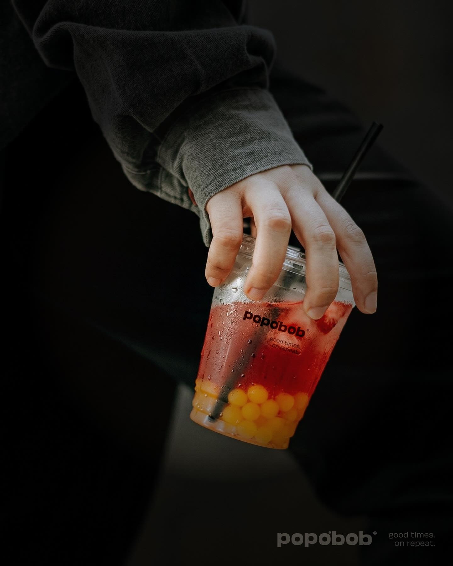 Pop O'Bob - Bubble Tea Café Facebook ad: Strawberry boba iced tea