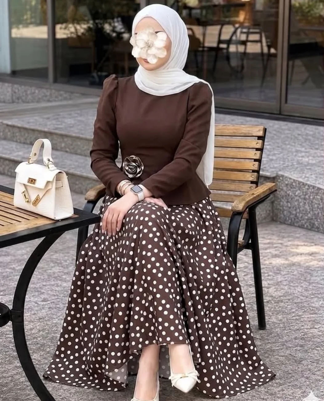 Elegance Store متجر الأناقة Facebook ad