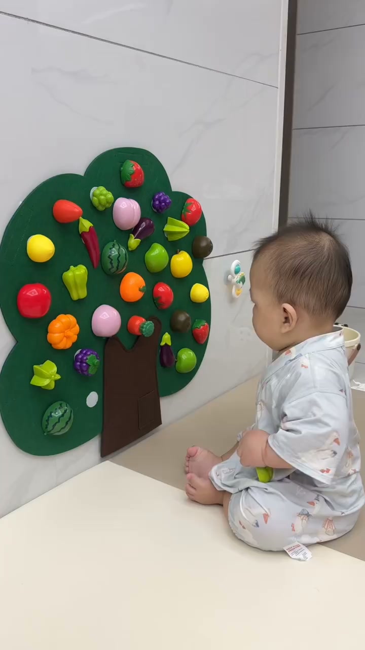 Tiny Dreams UK Facebook ad: Learning has never been this fun!