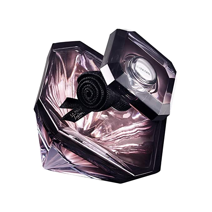 Perfume Club Facebook ad: رمضان كريم عليكم