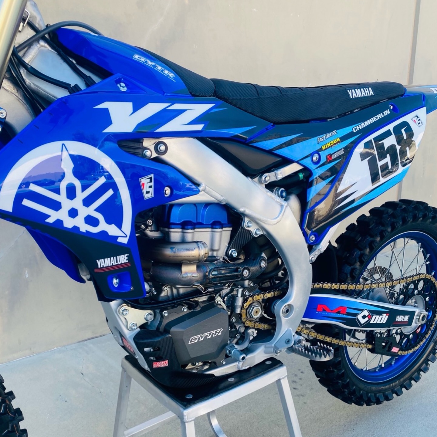 Throttle Syndicate Facebook ad: New Yamaha Slayer Graphic Kit and Seat Cover…