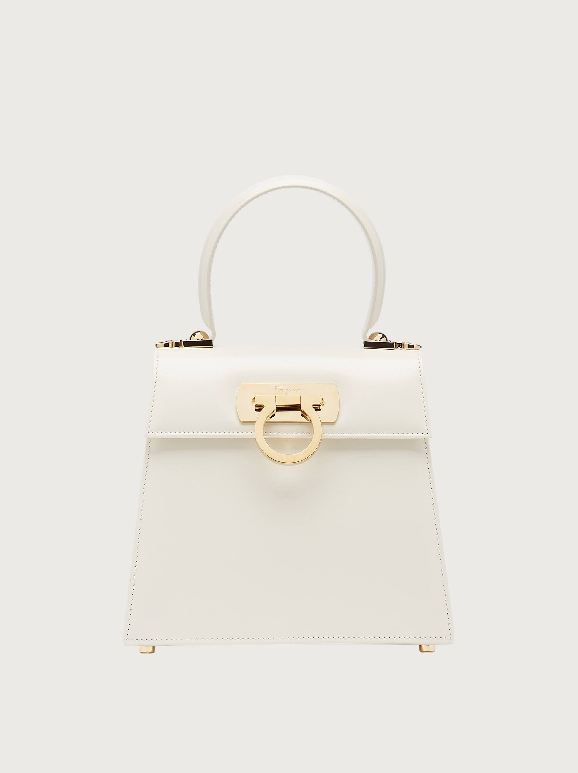 FERRAGAMO Facebook ad