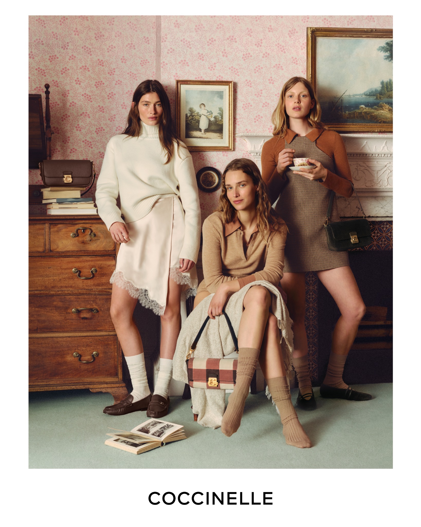 MarieClaire.it Facebook ad: Le novità di Coccinelle