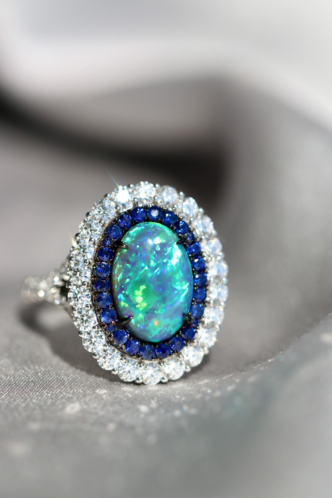 Nicole Mera Facebook ad: Create Your One-of-a-Kind Jewel