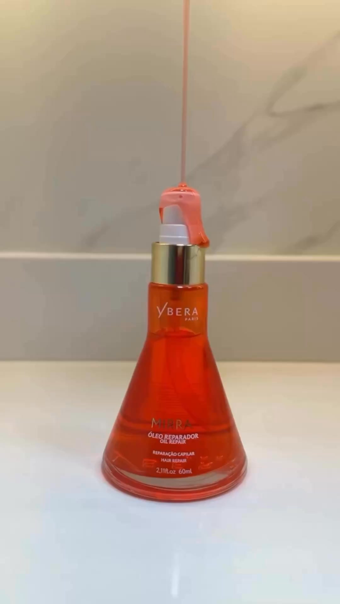 Ybera Paris Chile Oficial Facebook ad: Brillo de Revista
