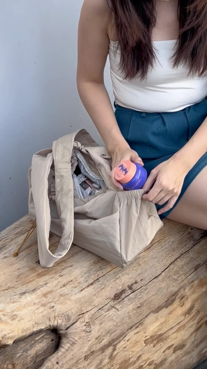 Dippolar Facebook ad: Dippolar Nylon Sling Bag!