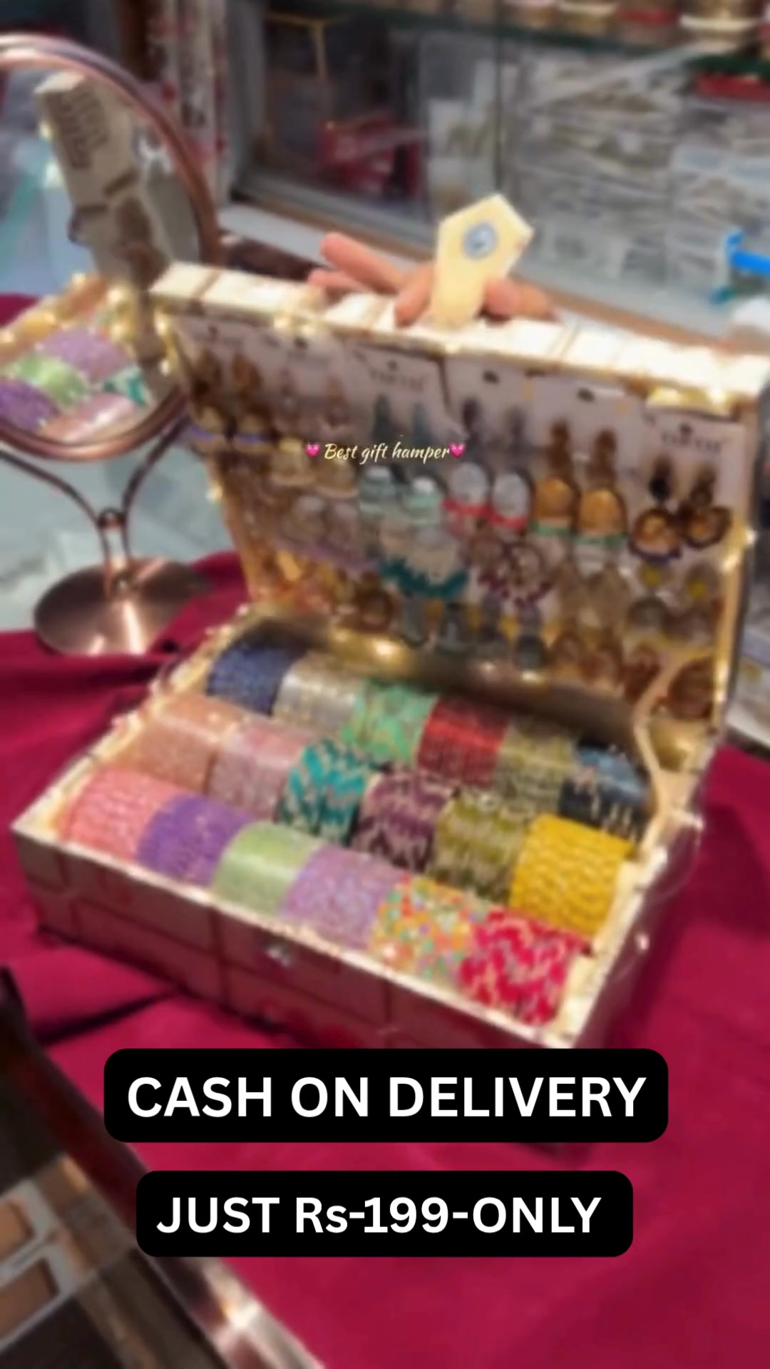 Dars.natak01 Facebook ad: Royal Luxe Jewellery Gift Hamper Box