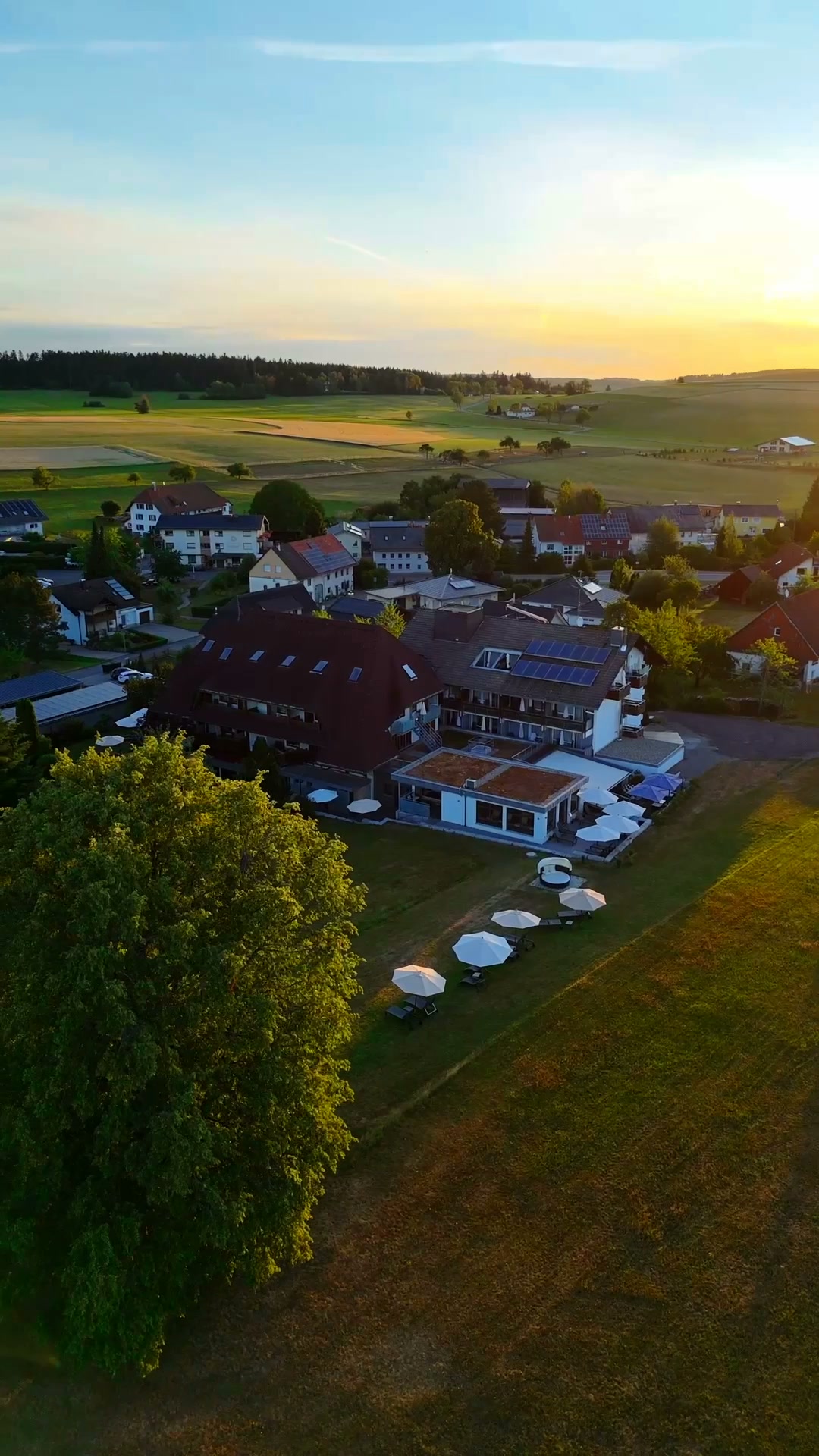 Wellnesshotel Sonnenhof & Sonnhalde Facebook ad: Spare bis zu 35%!