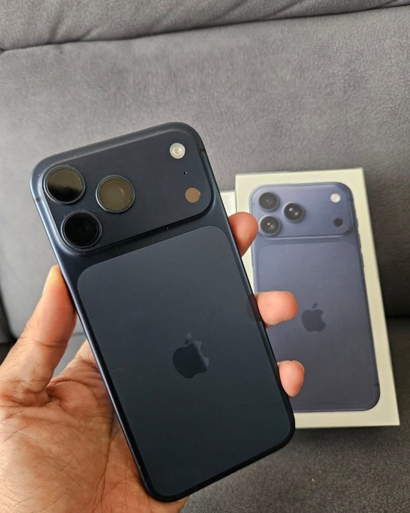 Minho Yu Facebook ad: iPhone 17 Pro Max / iPhone 17 Pro / iPhone 17