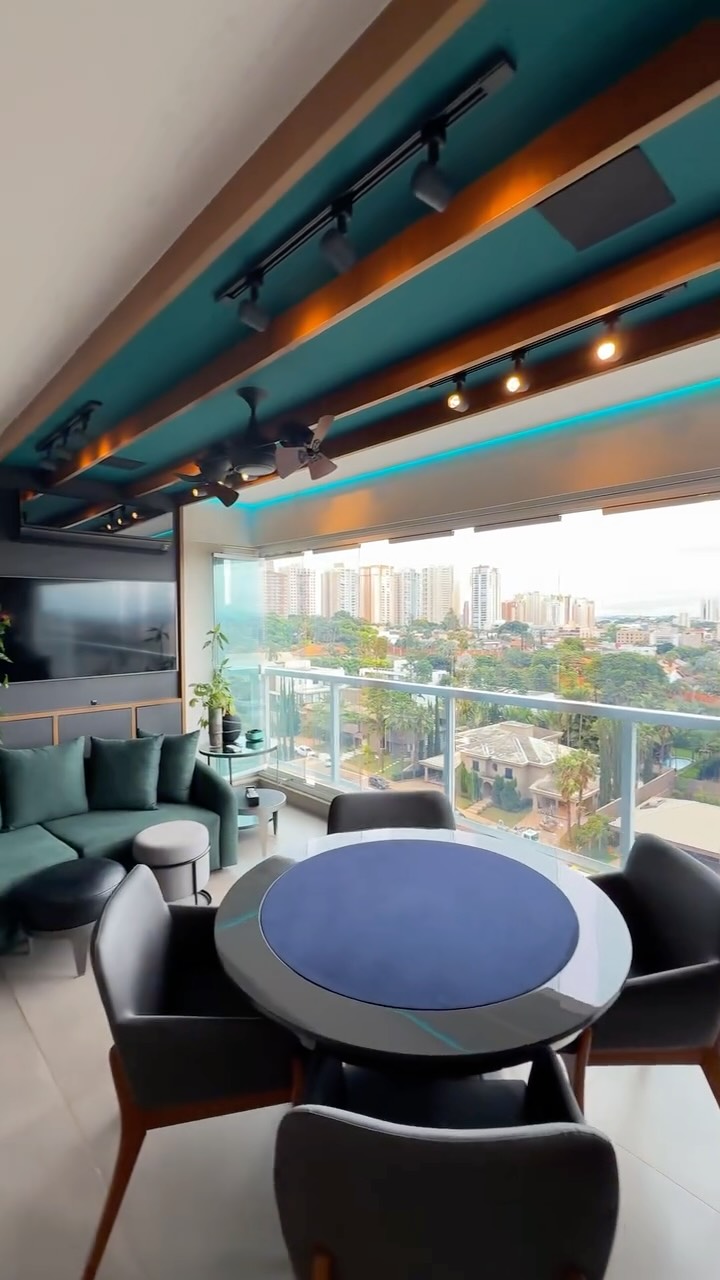 Nick Imóveis Facebook ad: Apartamento em andar alto
