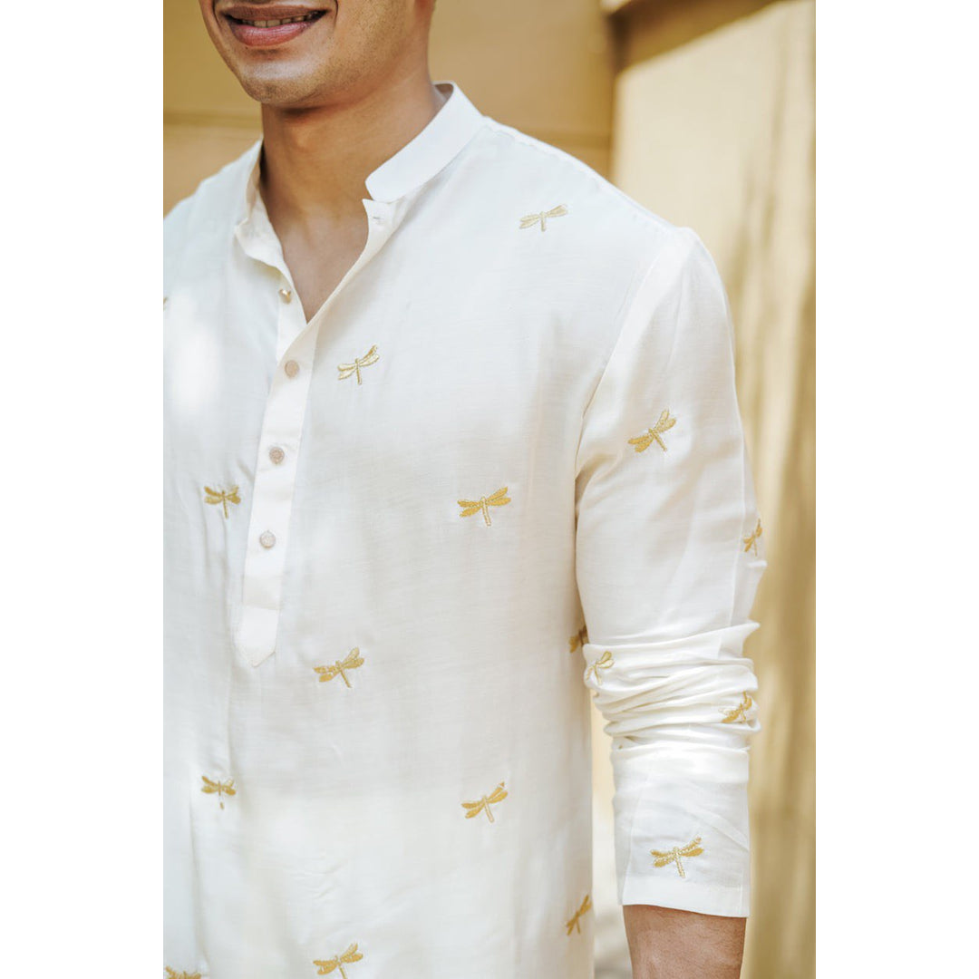 Riwaaz Kurta Facebook ad: Intricate Embroidery & Premium Stitching