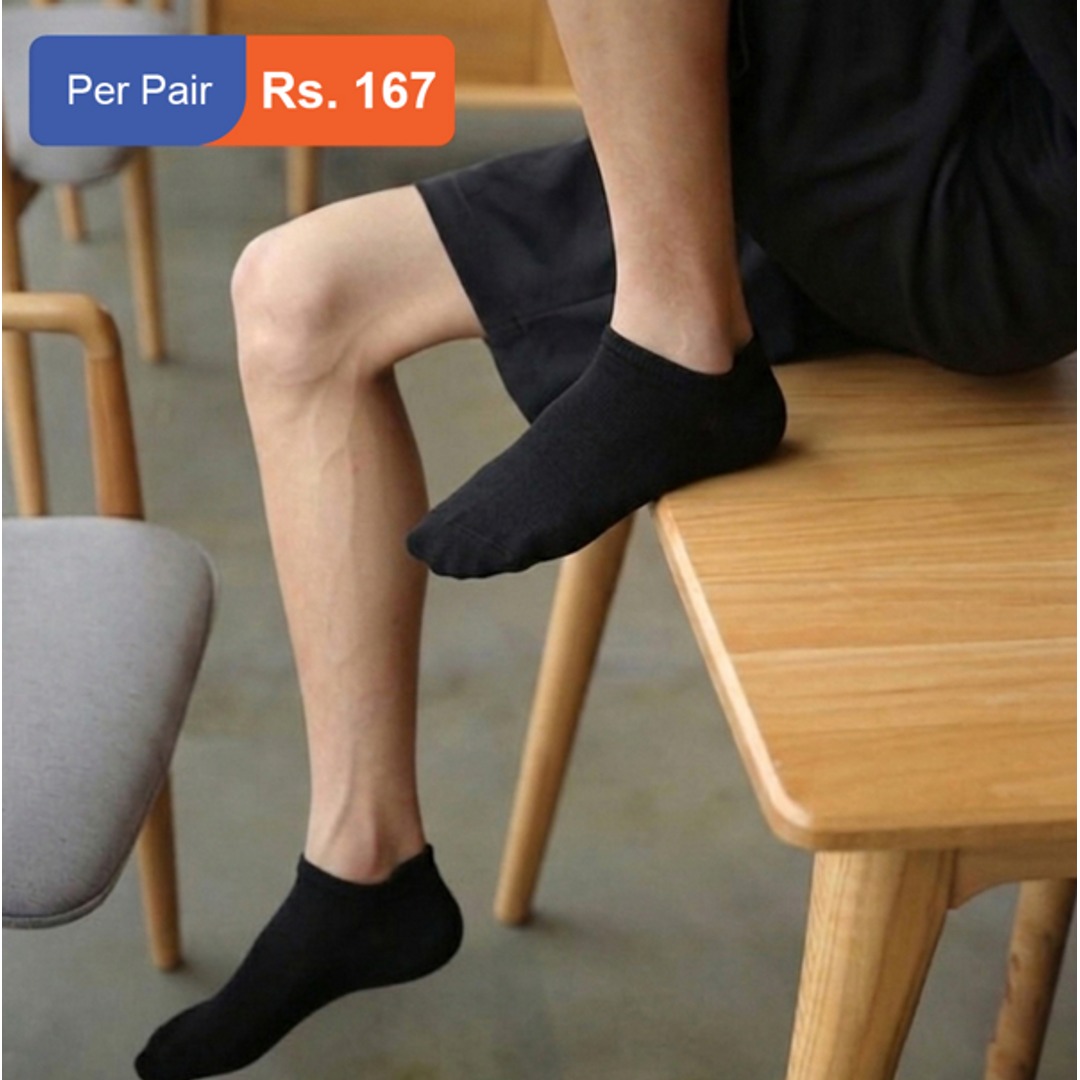 SockyFy Facebook ad: Sneakers Socks