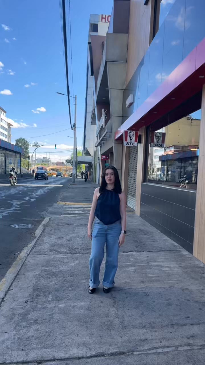 Amiguiec Facebook ad: Encuentra nuestra tienda de Amigui en Quito