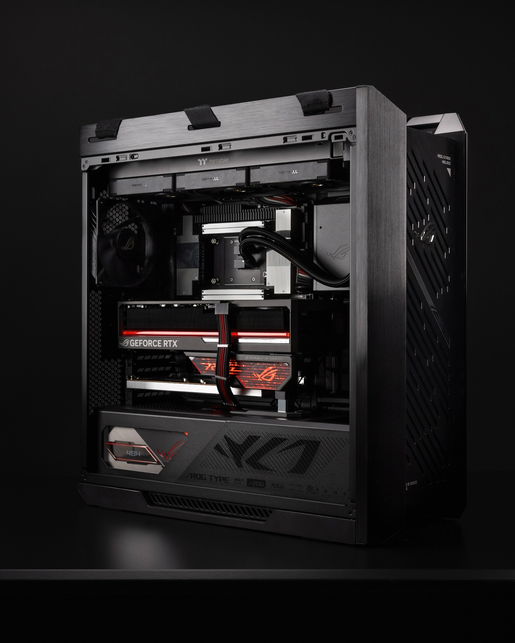 ASUS Republic of Gamers Facebook ad
