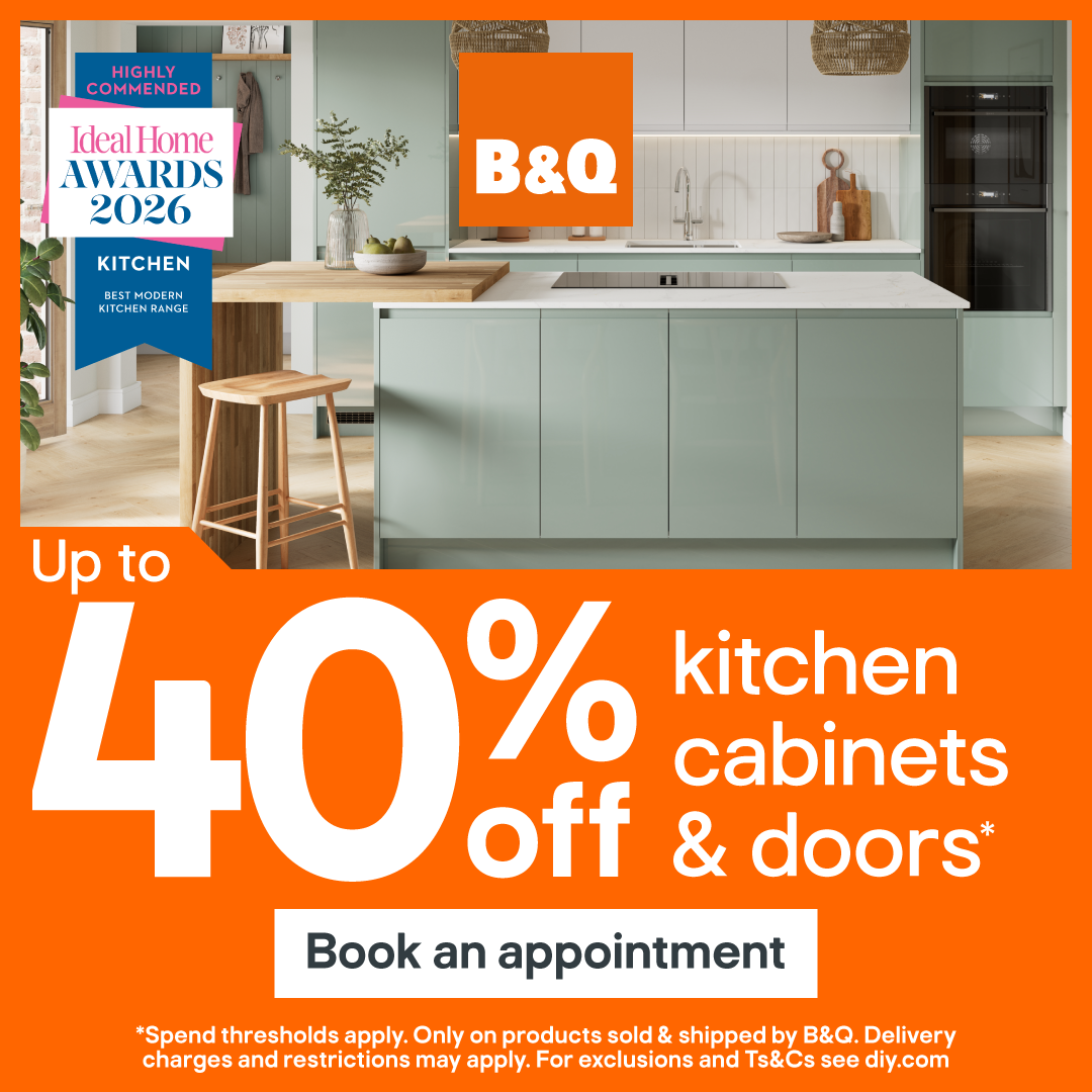 B&Q Facebook ad: Massive Savings on Kitchens instore and online