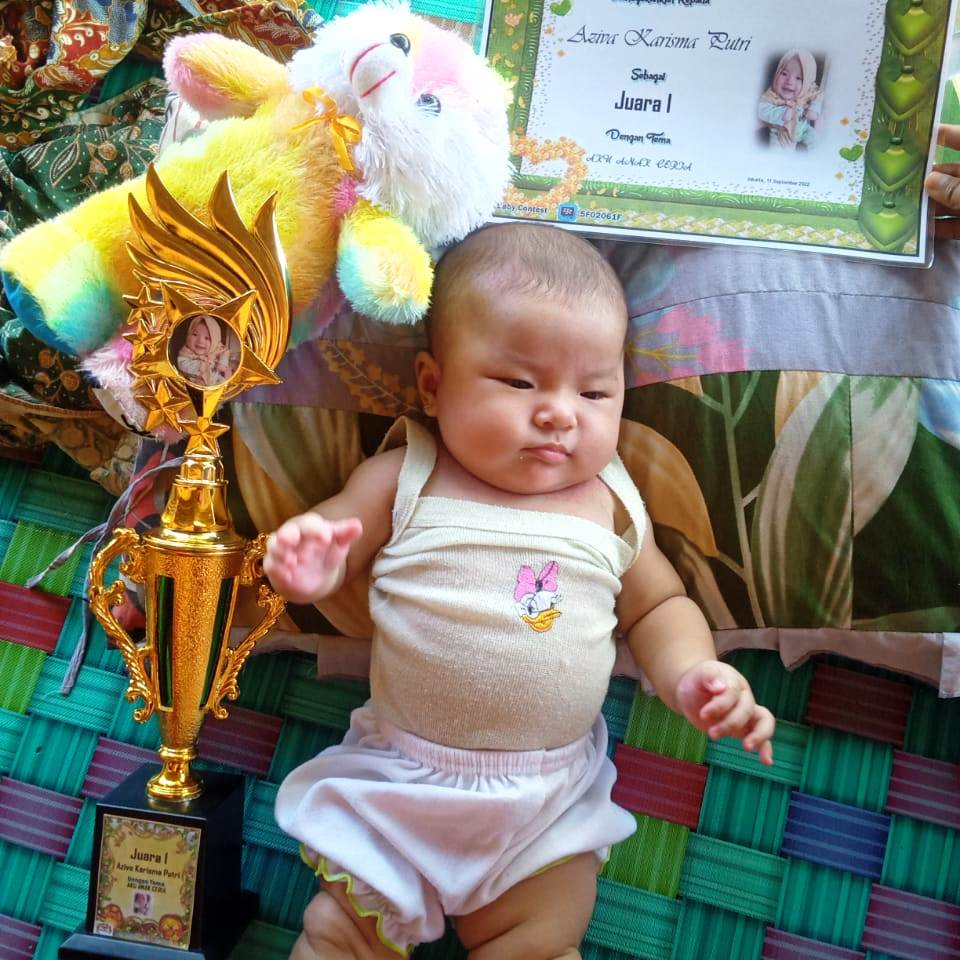 Indonesia Kids Photocontest Facebook ad: Kirim foto terbaik anak anda & jadilah pemenang.