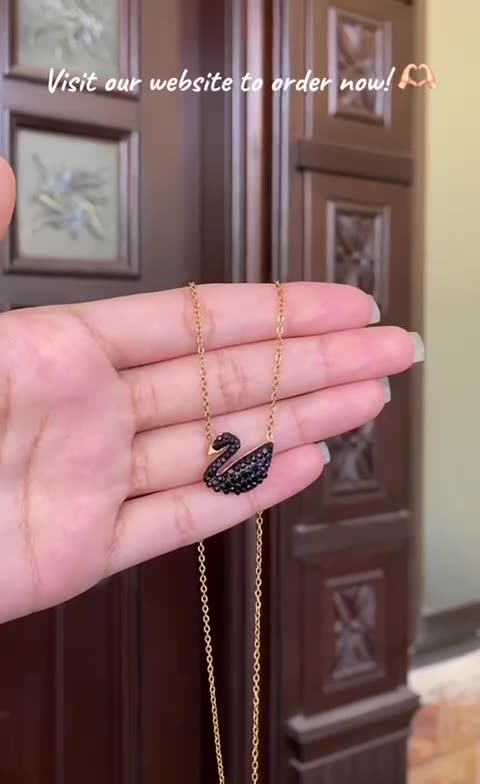 Chinora Facebook ad: Women's Jewelry | Upto 40% Off